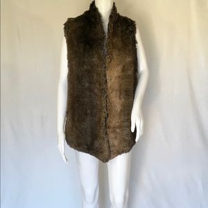 NWT Yumi Kim Women's Faux Fur Vests Coat Sleeveless Sz L